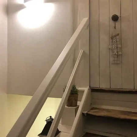 L&b *